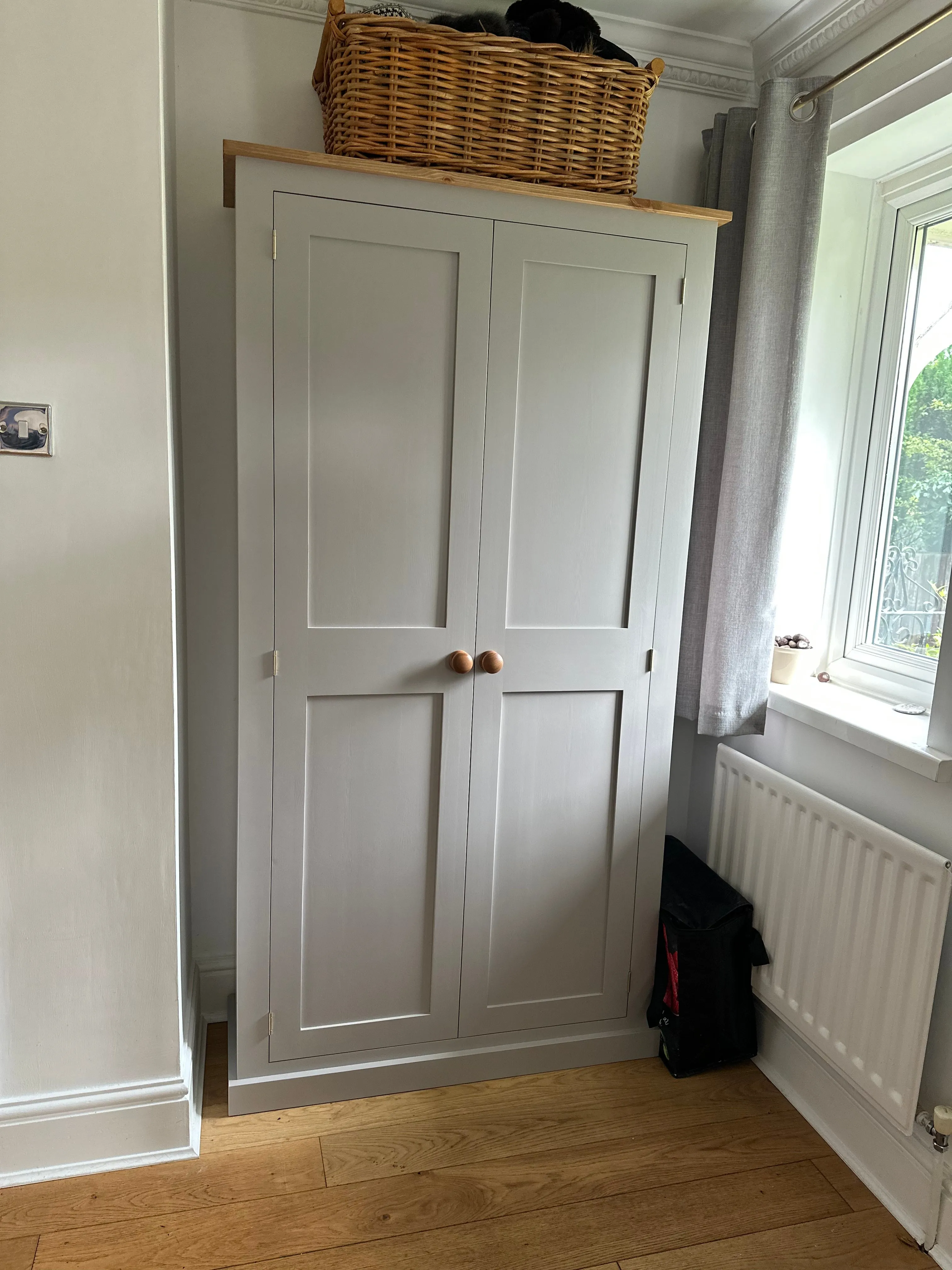 **2 Door Hallway, Utility, Cloak Room Storage Cupboard with Hooks and Shelves (40 cm deep) ALL  SIZE VARIATIONS