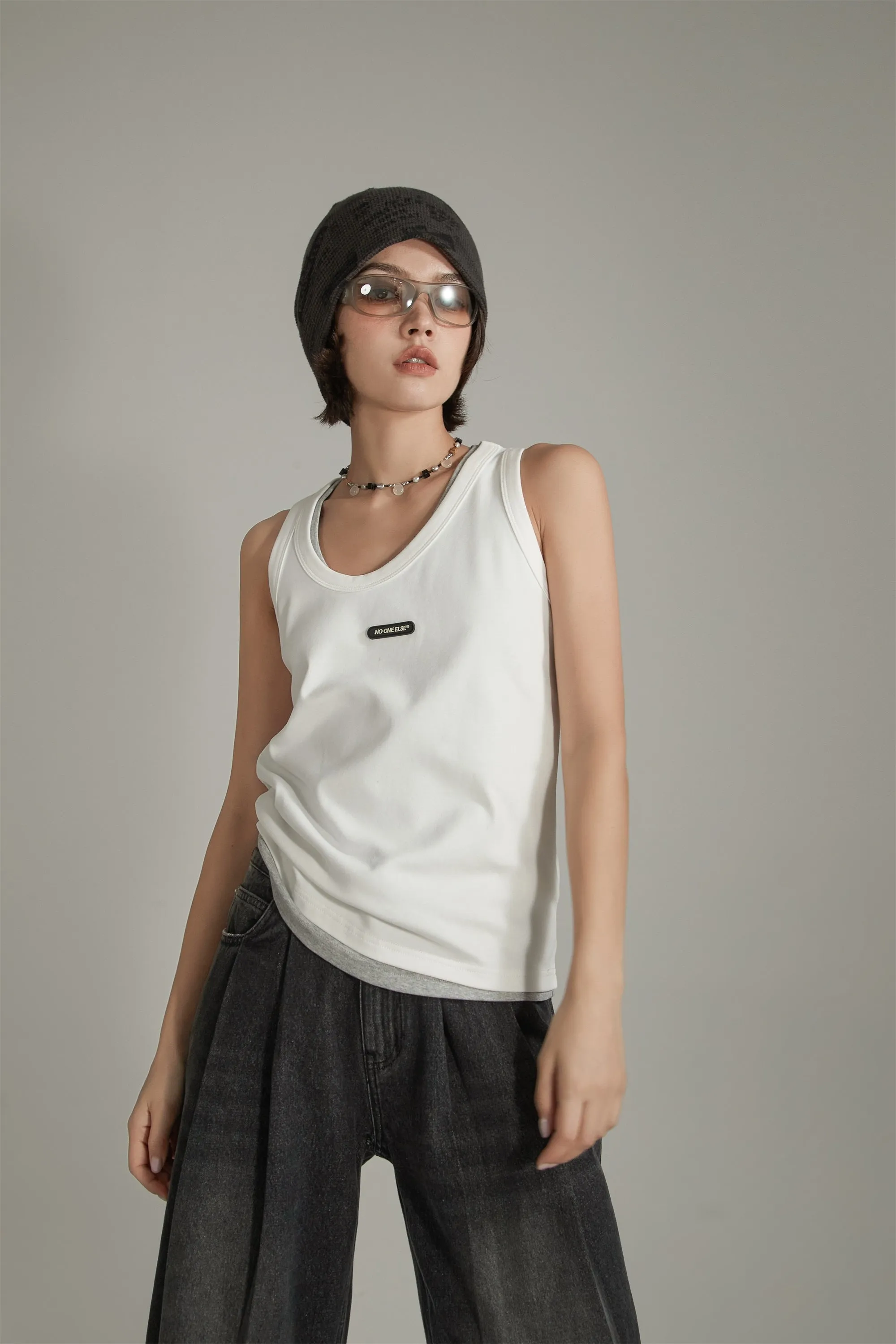 Basic Simple Sleeveless T-Shirt