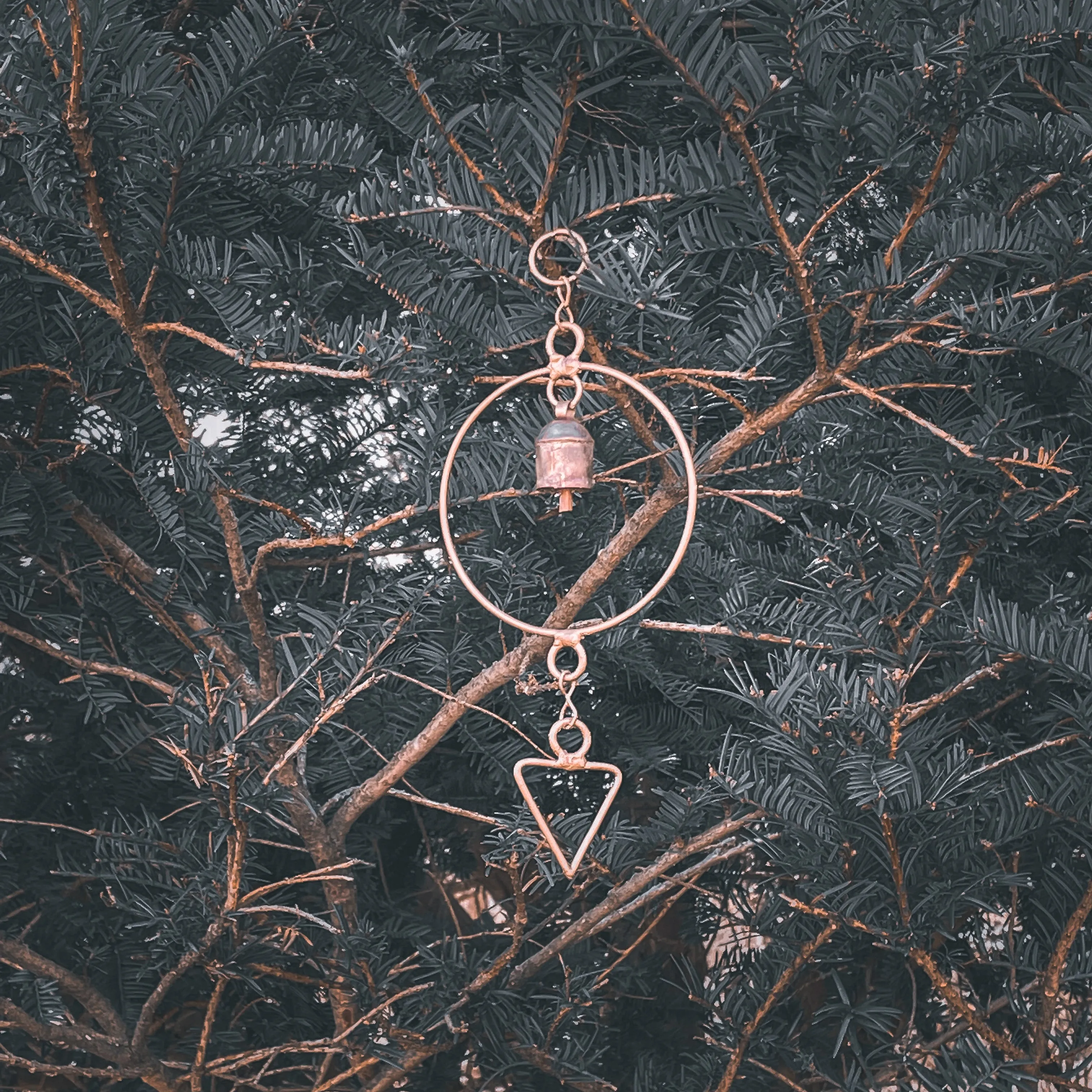 Geometric Circle Chime - Dark Gold