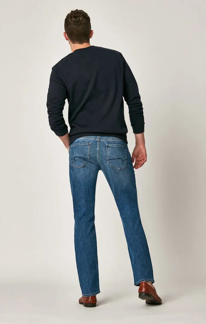 MARCUS SLIM STRAIGHT LEG IN DARK INDIGO WILLIAMSBURG