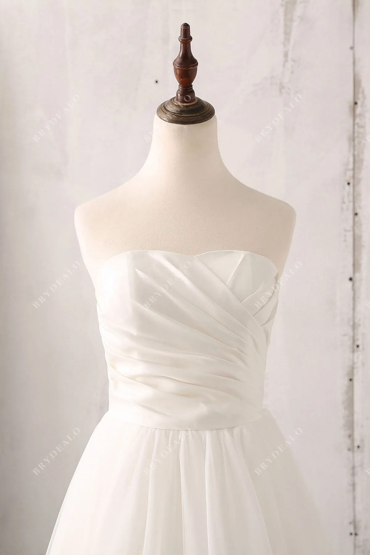 Ruched Strapless Satin Vintage Floor Length Tulle Bridal Gown