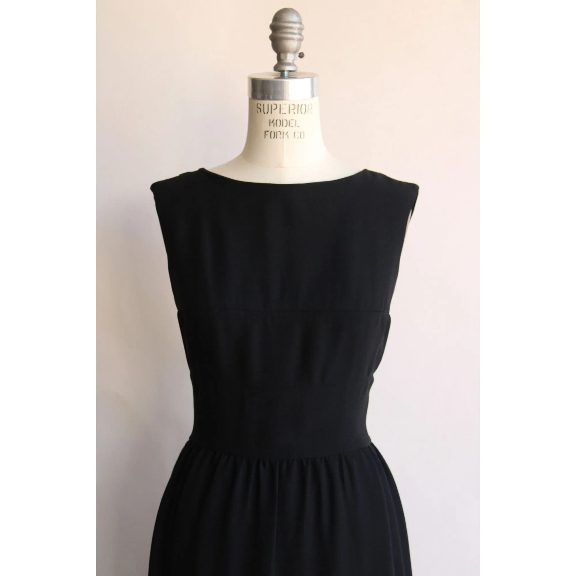 Vintage 1960s Dress With Bows by Jeunesse