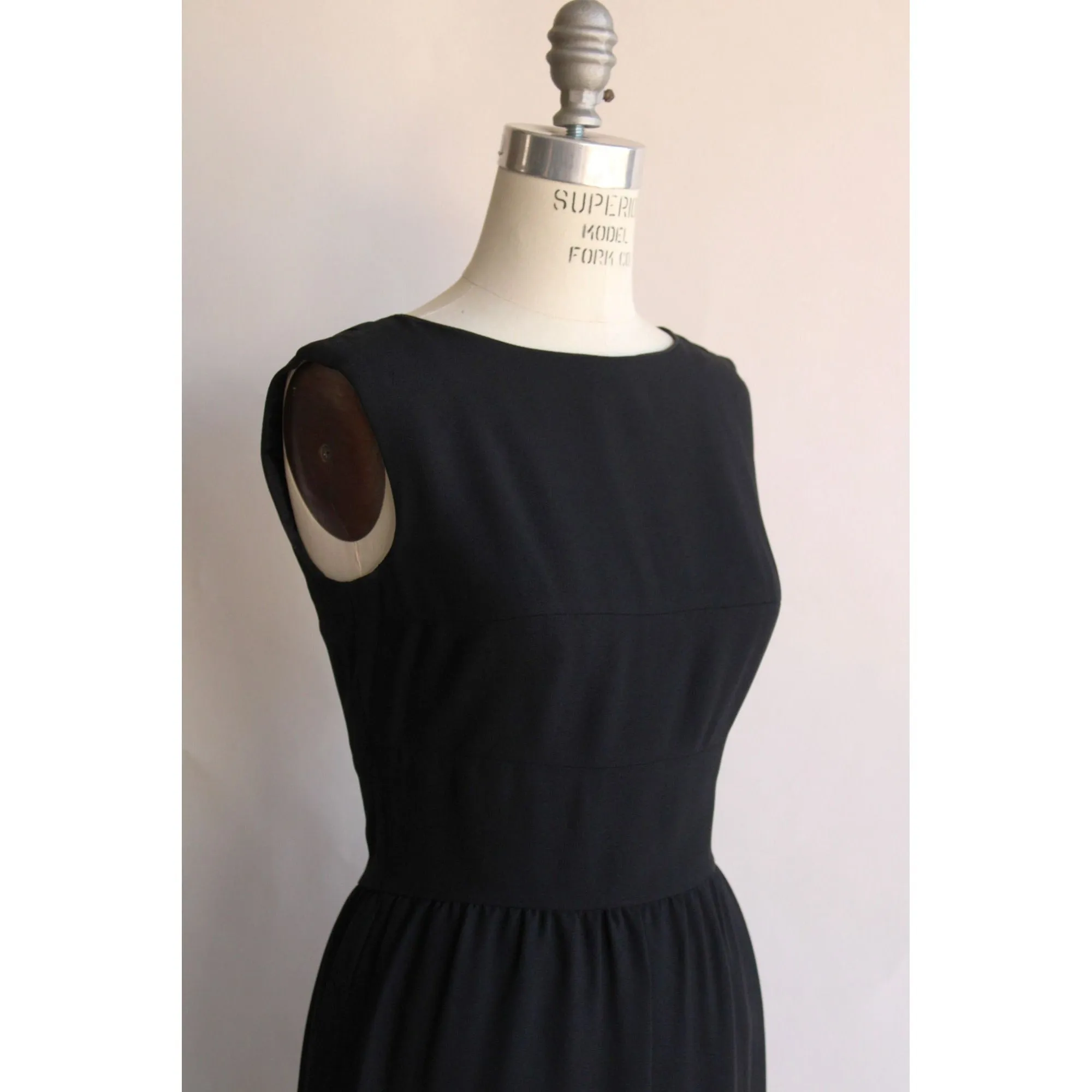 Vintage 1960s Dress With Bows by Jeunesse